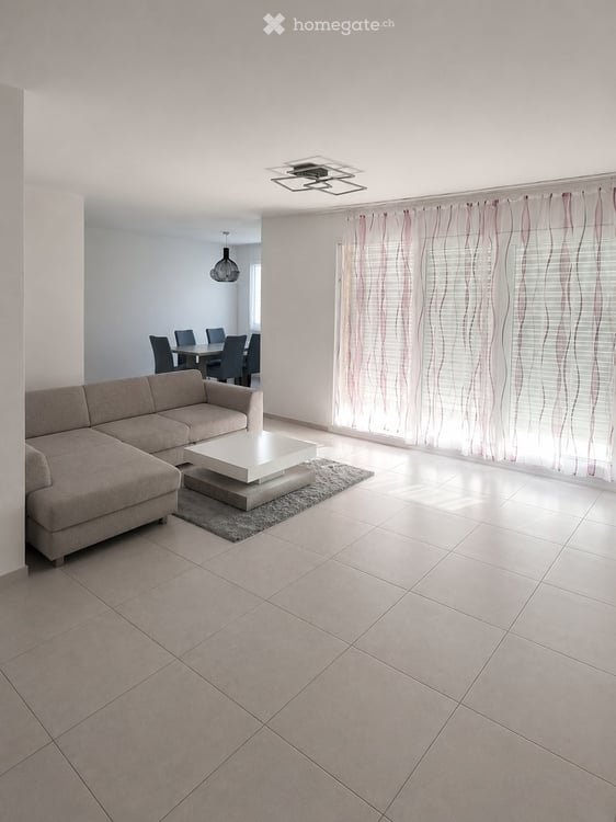 Helle 3.5-Zimmer-Wohnung mit Balkon in Safenwil 7