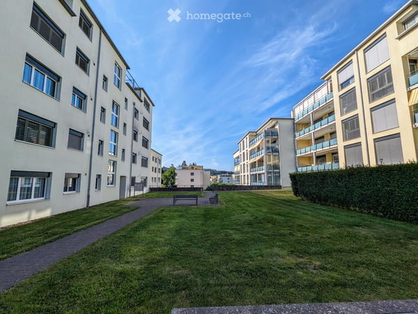 Helle 3.5-Zimmer-Wohnung mit Balkon in Safenwil 9