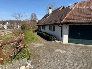 Charmantes 5.5-Zimmer-Landhaus in Embrach 2