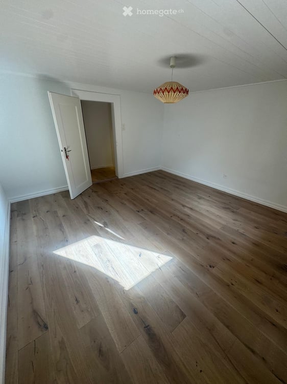5.5-Zimmer Bauernhaus mit Seele in Killwangen | 3 Schlafzimmer, Garten, 2 PP | Schule 200m,28min ZHB 7