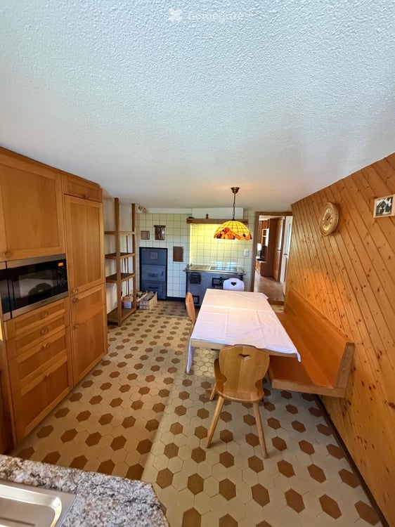 5.5-Zimmer Bauernhaus mit Seele in Killwangen | 3 Schlafzimmer, Garten, 2 PP | Schule 200m,28min ZHB 17