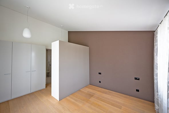 Helle 3.5-Zimmer-Dachwohnung mit Balkon in Speicher AR 7