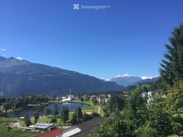 Gepflegte, möblierte 2.5-Zimmer-Einliegerwohnung in Laax - Wintersaison 2026 / 2027 1
