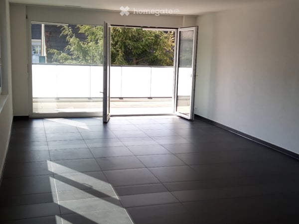 Helle 3.5-Zimmer-Wohnung mit Balkon in Dübendorf – verfügbar ab Oktober 2026
