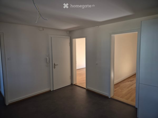 Charmante 2.5-Zimmer-Altbauwohnung mit Balkon in Basel 6