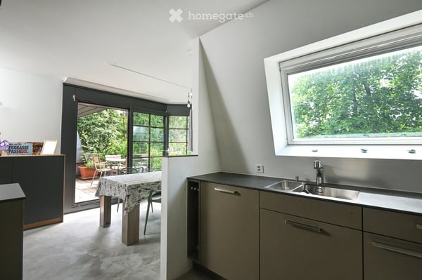 Attraktive 6-Zimmer-Dachwohnung-Maisonettewohnung mit Balkon im Gellert 3