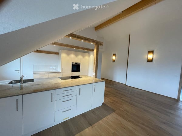 grosszügige 5.5 Zimmer- Wohnung