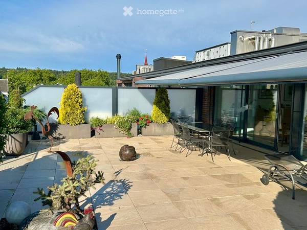 Exklusive, grosseAttikawohnung mit riesiger, bepflanzte Terrassein Bremgarten AG 12