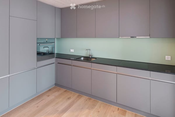 Top 3.5-Zimmer-Wohnung mit Balkon, ZH-Altstetten 12