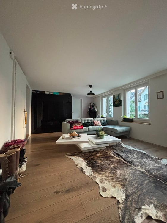 Charmante 3.5-Zimmer-Wohnung an ruhiger und zentraler Lage in Zürich-Höngg 4