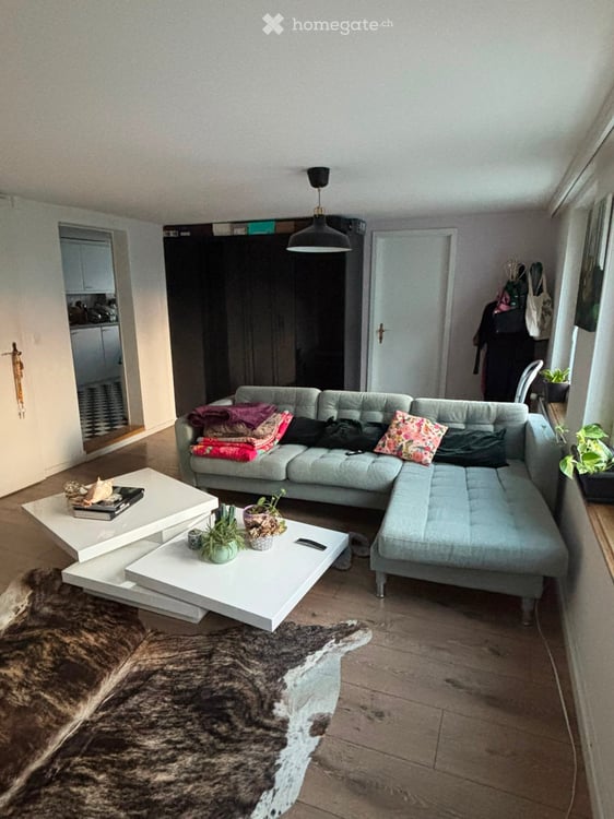 Charmante 3.5-Zimmer-Wohnung an ruhiger und zentraler Lage in Zürich-Höngg 5