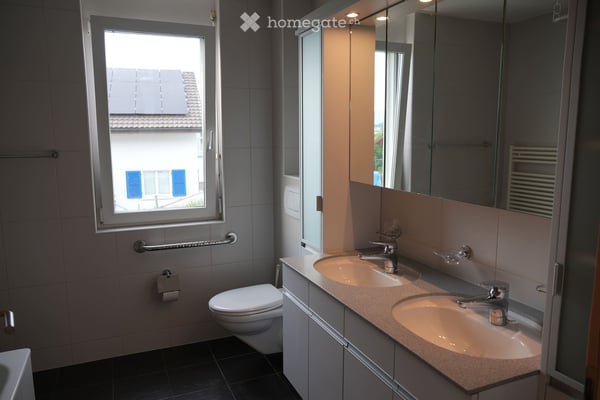 Ruhige 5.5-Zimmerwohnung in Gränichen (AG) mit viel Grün und Komfort 9