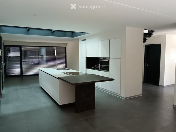 Maison individuelle de 5.5 pièces à louer à Alle (2942) 3