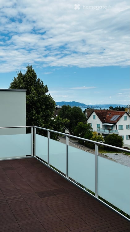 Exklusive Attikawohnung mit traumhafter Seesicht – Nachmieter gesucht ab Mitte August 5