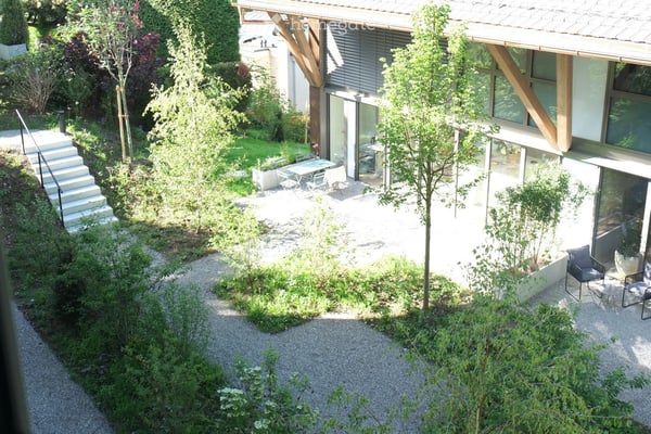 Moderne 2.5-Zimmer-Designerwohnung mit Weitsicht und idyllischem Wohngefühl 9