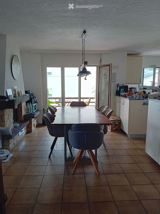 Charmante 5.5-Zimmer-Maisonettewohnung in Susten, Wallis 2