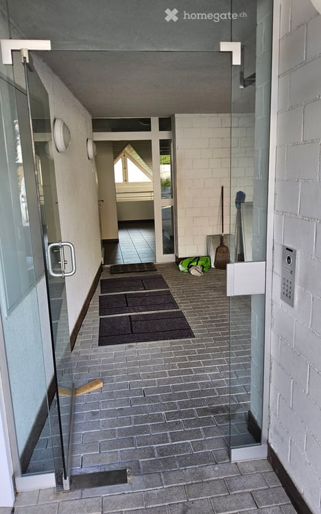 Grosses 4.5 Zimmer Doppeleinfamilienhaus in Rudolfstetten 4