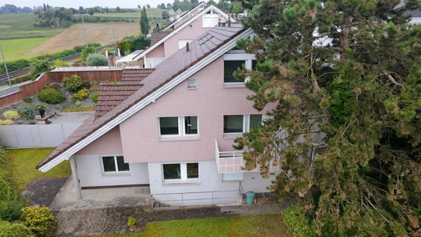 Grosses 4.5 Zimmer Doppeleinfamilienhaus in Rudolfstetten