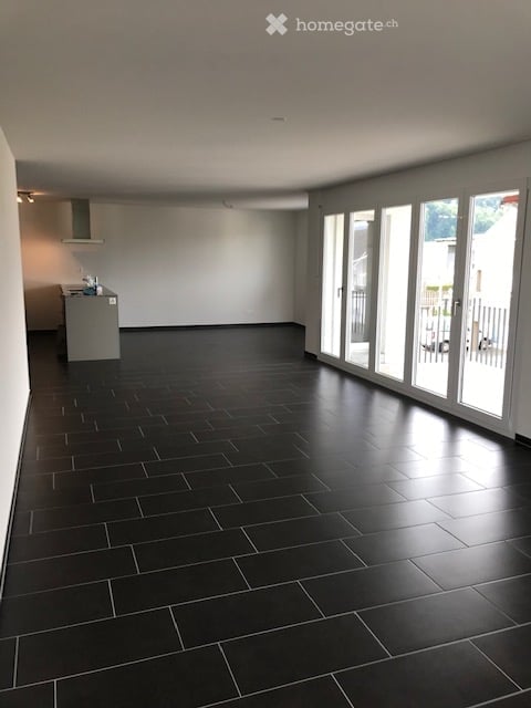 Moderne 4.5-Zimmer-Wohnung mit Balkon und schöner Aussicht in Benken SG 7