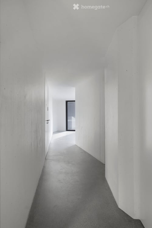 Appartement d'architecte de 4 pièces central, avec terrasse, belle vue et magnifique jardin arboré. 2