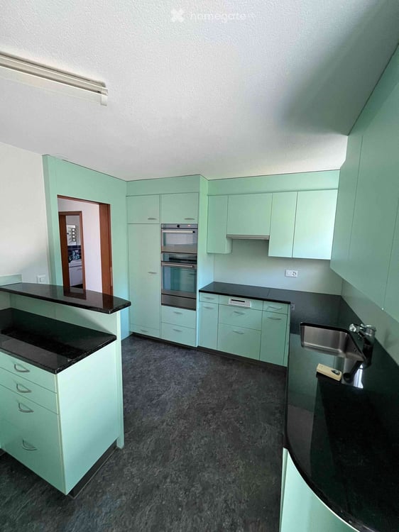 Charmantes 6-Zimmer-Einfamilienhaus mit Wintergarten und Garten in Fehraltorf 14