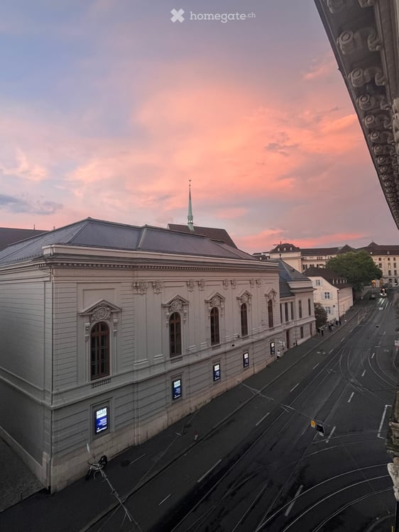 86 m² and covered balcony in the heart of Basel – Steinenberg 23 12