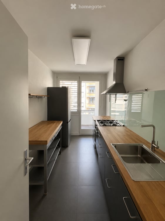 Helle und gepflegte 5.5-Zimmer-Wohnung mit zwei Balkonen 9