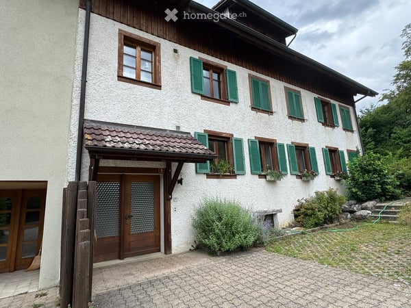 Helle 4.5-Zimmer-Wohnung mit Balkon in ruhiger Lage – Beggingen 15