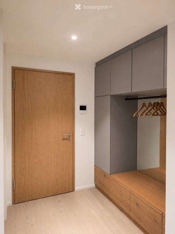 4.5-Zimmer-Gartenwohnung mit 118.5 m² Wohnfläche, 40 m² Privatgarten, 18.4 m² grossen Sitzplatz 3