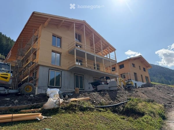 Exklusive 4.5 ZWHG an sonniger Südhanglage mit traumhafter Bergsicht – Davos Monstein 2
