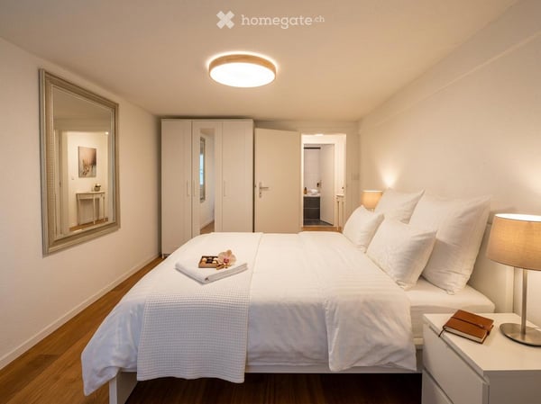 A Rare Opportunity – Elegant 5.5-Room Family Home Only 20 Metres from Lake Zug 3