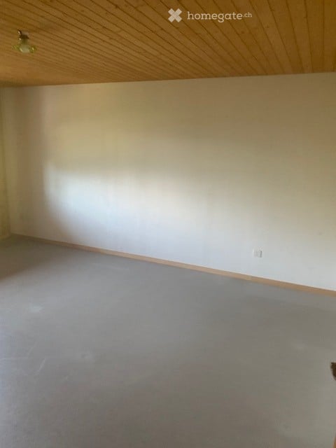 Charmantes 5.5 Zimmer-Bauernhaus mit grossem Tenn in Hombrechtikon 10