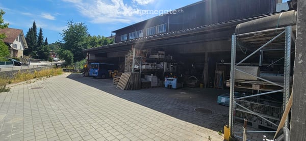 90 m² Werkstatt/Lager mit 415 m² Vorplatz in Steckborn 2