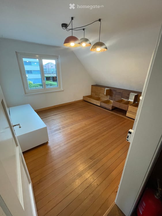 Exklusives 5.5-Zimmer-Einfamilienhaus mit traumhaftem Garten – nur 2 Gehminuten zum Bahnhof Uster 17