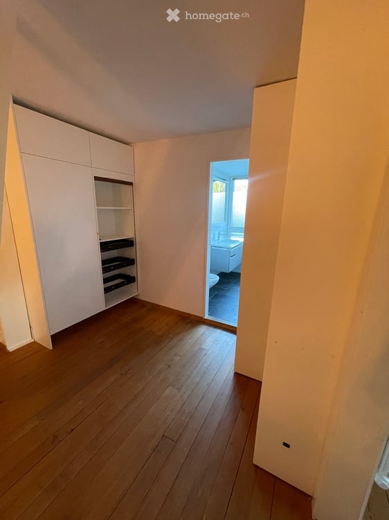 Exklusives 5.5-Zimmer-Einfamilienhaus mit traumhaftem Garten – nur 2 Gehminuten zum Bahnhof Uster 21