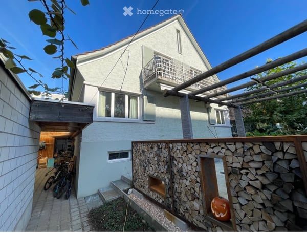 Exklusives 5.5-Zimmer-Einfamilienhaus mit traumhaftem Garten – nur 2 Gehminuten zum Bahnhof Uster 2