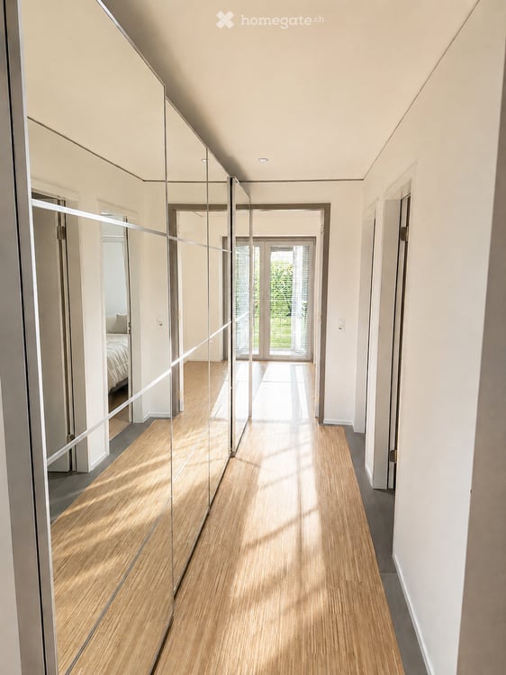 5.5-Zimmer-Wohnung ab 1. Oktober 2026 / 5.5-Room Apartment from 1 October 2026 5