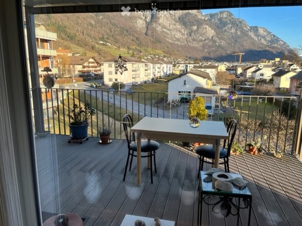 Sanierte 1.5 Zi- Wohnung mit grossem Balkon (im 2. OG) 4