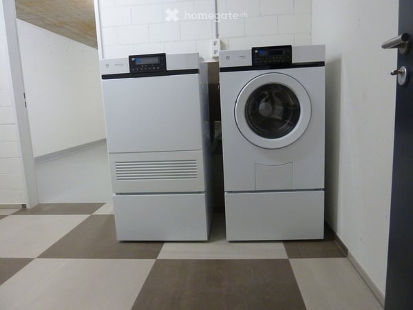 Traumhaftes Wohnen in der «Residenz Milan» – Moderne 3.5-Zimmer-Wohnung mit XXL-Loggia 11