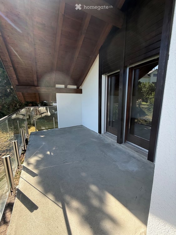 Freistehendes 6½-Zimmer-Einfamilienhaus mit grossem Garten und Ausbaupotenzial in Berg SG 4