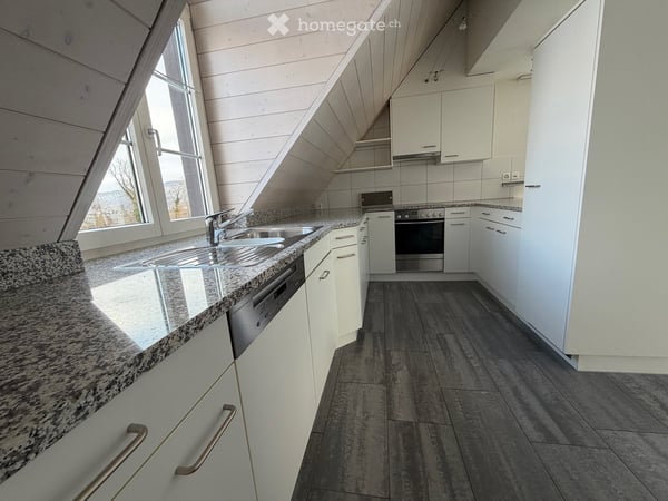 Grosse und schöne 5.5 Zimmer Maisonette-Wohnung im Grünen 11