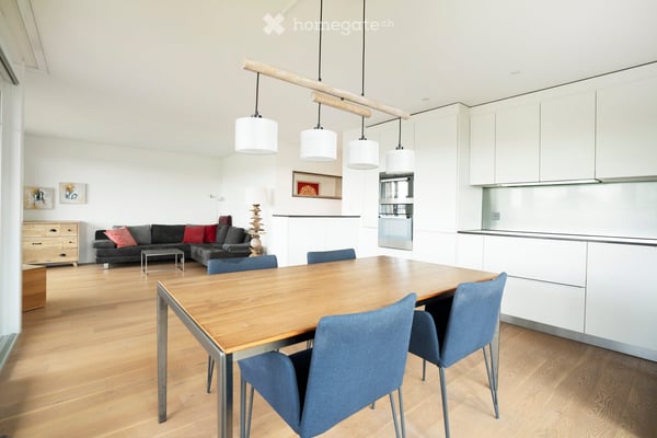 Moderne 3.5-Zimmer-Wohnung mit Balkon und Bergblick in Rifferswil 10