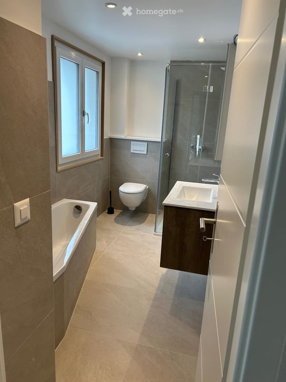 Appartement de 4.5 pièces rénové avec balcon à Monthey 3