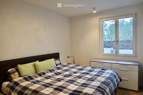 3.5 Zimmer EG-Gartenwohnung mit eigenem Seezugang und Seegrundstück ab 01.10.2026 zu vermieten ... 4