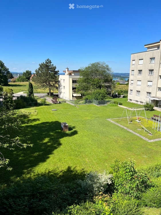 Charmante 3.5-Zimmer-Wohnung mit Balkon und schöner Aussicht in Kreuzlingen 2
