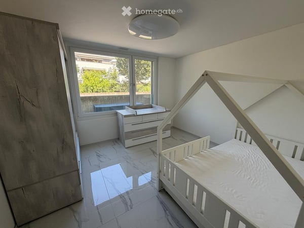 Geräumige 7.5-Zimmer-Wohnung an ruhiger Lage 7