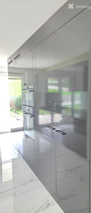 Geräumige 7.5-Zimmer-Wohnung an ruhiger Lage 3