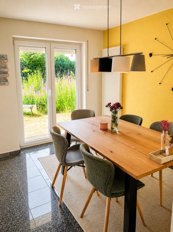 Seltene Gelegenheit nahe Schaffhausen: Bungalow mit Wohnstudio und Indoor-Pool-Potenzial 5