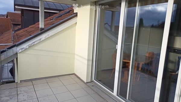 Mehr Platz als erwartet: 2½-Zimmer-Wohnung mit 2 Balkonen & ausgebautem Reduit (16 m²) 9