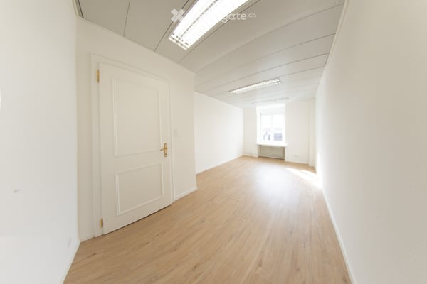 Büro- und Praxisräume an top zentraler Lage in Zürich 4
